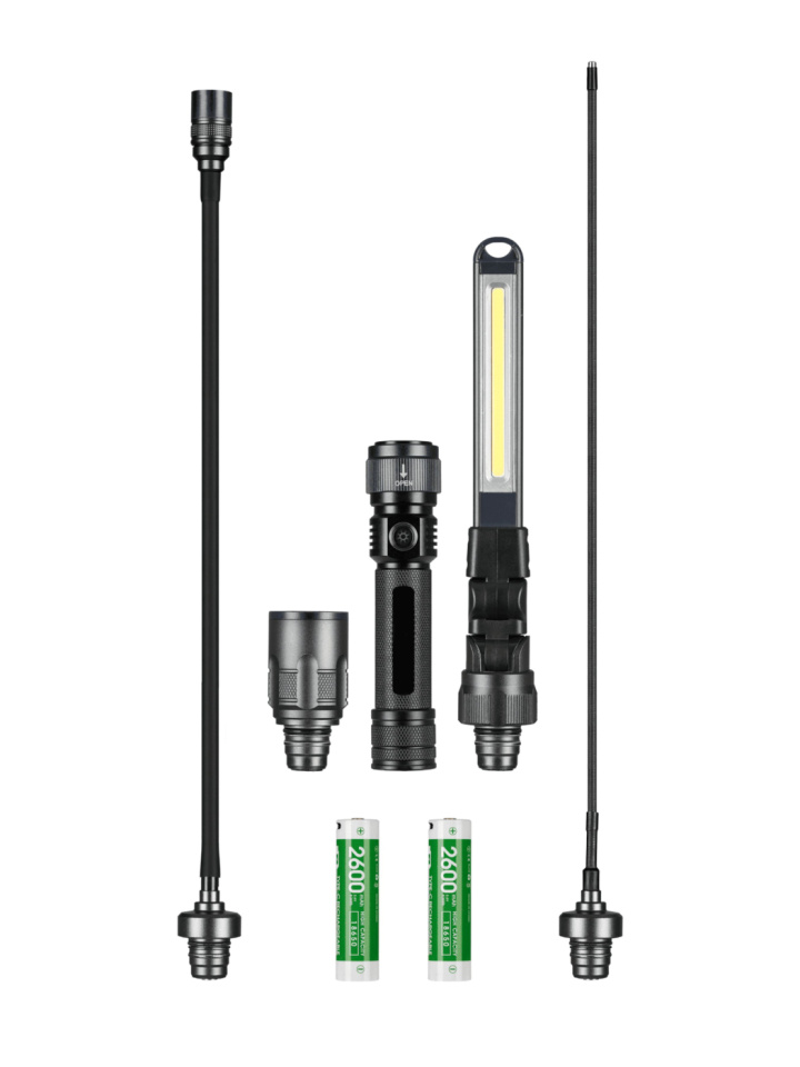 Ficklampa med 4st utbytbara huvuden och 2st batterier i gruppen El & belysning / Bärbar belysning / Ficklampor hos PT Verktyg (999-MULTI-LIGHT-LED)